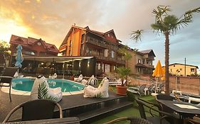 Hypnotic Villa Pitesti